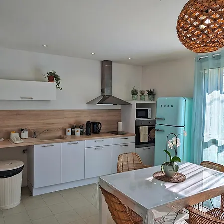 Appartement L'Instant Sorgue à LʼIsle-sur-la-Sorgue Extérieur photo